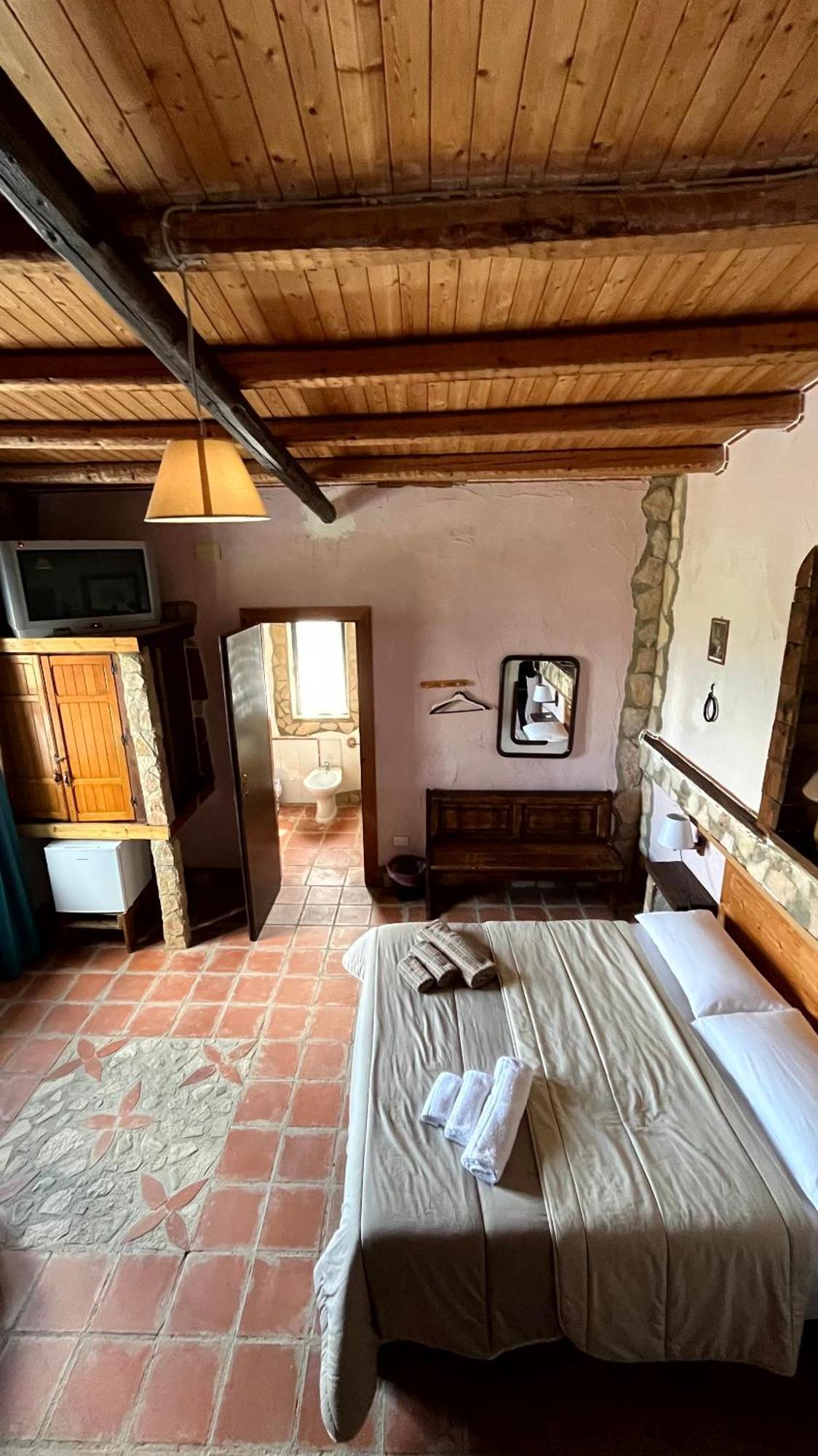 Assunta Farm stay *